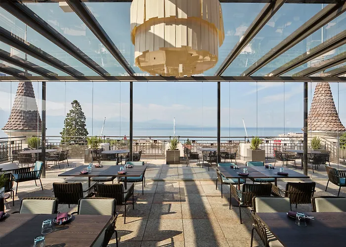 Royal Savoy Hotel & Spa